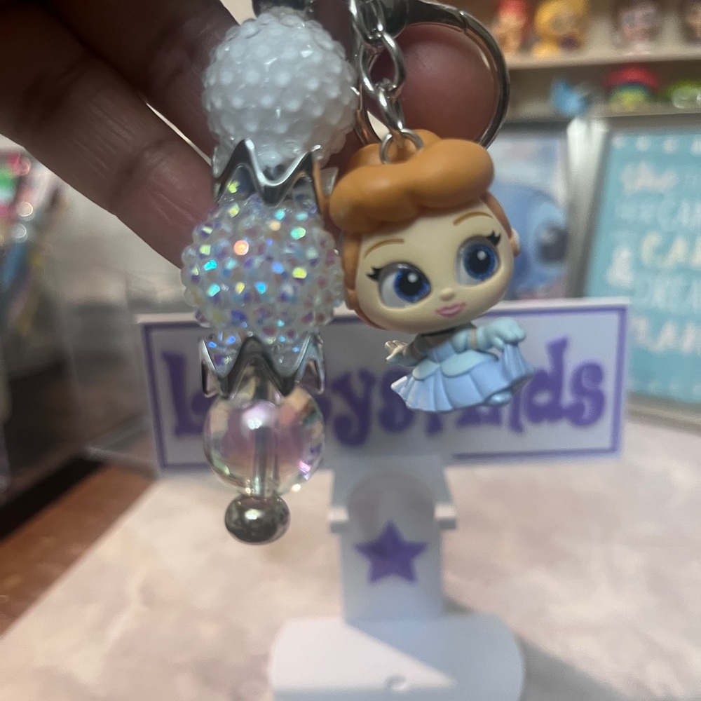Adorable Keychain with Cinderella Doorable